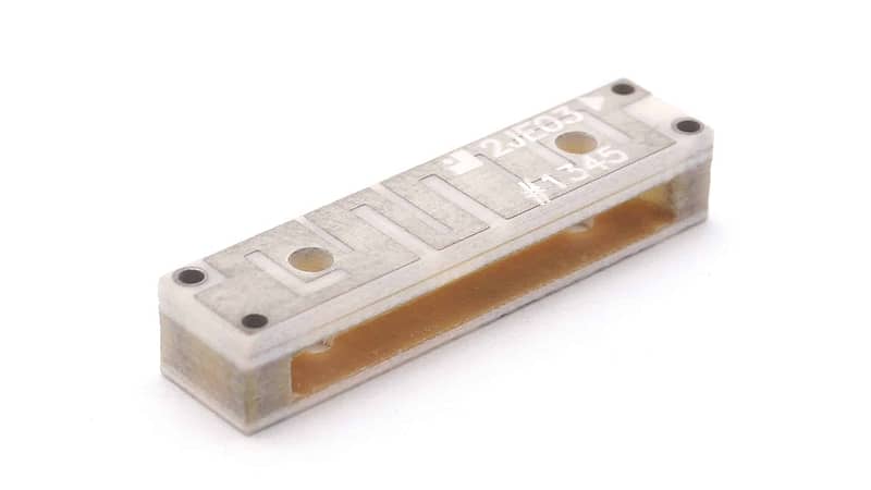 SMT Brick Embedded Antenna Ground Plane Dependent 3.0 dBi 3G 2G Peak Gain High Performance Fiberglass Material Compact Size Easy to Integrate Low Cost
